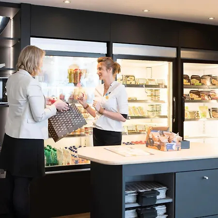 Novotel Suites Lille Europe-3
