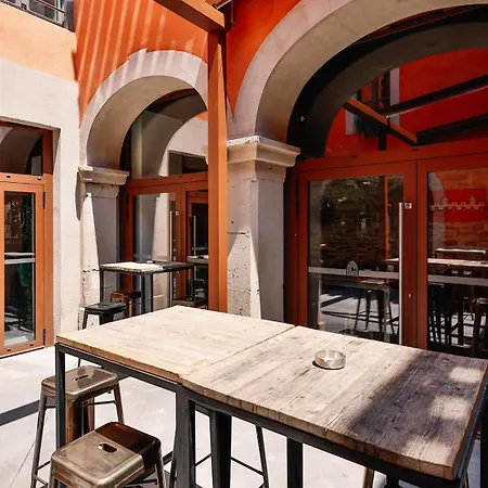 Le Couvent - Hostel-3