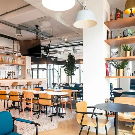 Ibis Styles Paris Romainville-2