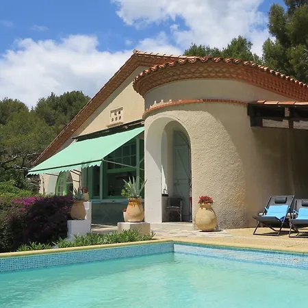 Cassis Hostel-2