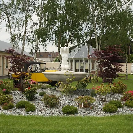 Logis Hotel & Restaurant Le Relais De Fleurette-3