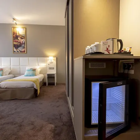 Hotel Chapelle Et Parc-2