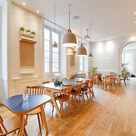 Slo Hostel Lyon Les Pentes (Adults Only)-2
