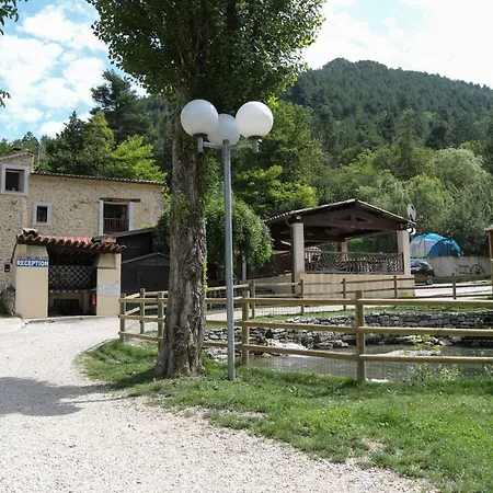 Camping La Ferme De Castellane-3