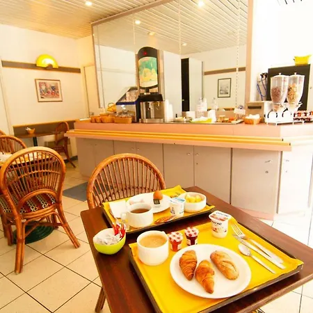 Egg Hotel - Hotel Les Gens De Mer Dieppe-3