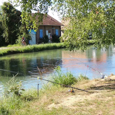 Camping Du Canal-2