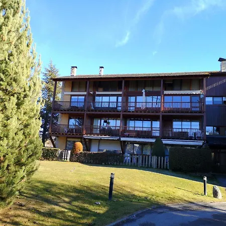 Apartamento actualizado en Caldegas-2