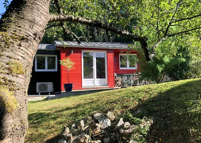 Le Cabanon De Chessy
