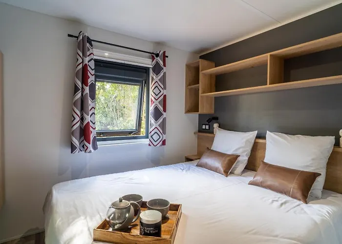 Camping Maeva Respire Ecolodge L'Etoile D'Argens *****