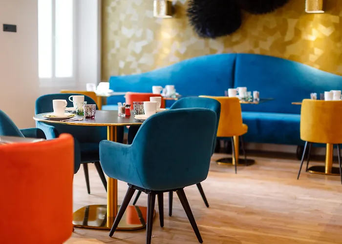 Hotel Verlaine