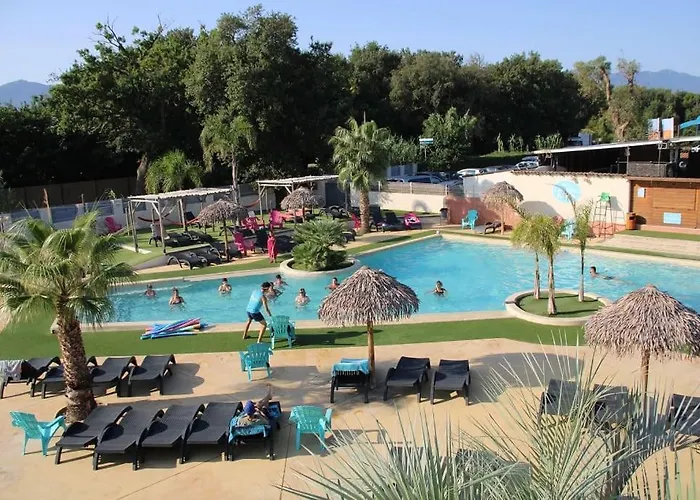 Camping Paradis Le Pearl