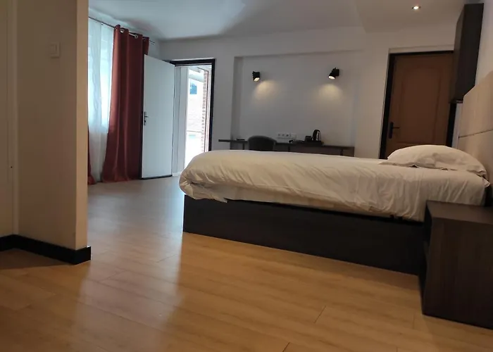 Modern'Hotel - Centre Ville - Sncf