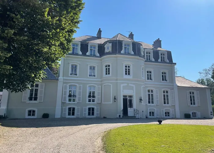 Hotel Chateau Clery Hesdin-l'Abbe, France
