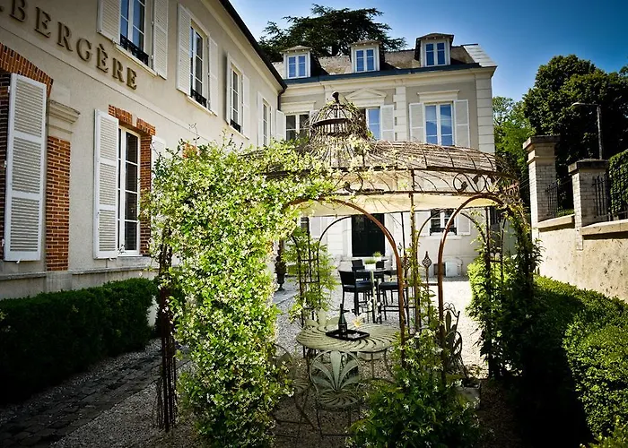 Champagne Andre Bergere & Suites