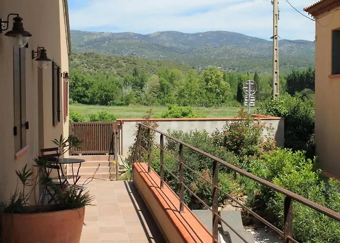 Domaine De La Tannerie Chambres D'Hotes Et Appartements Prades, Francia