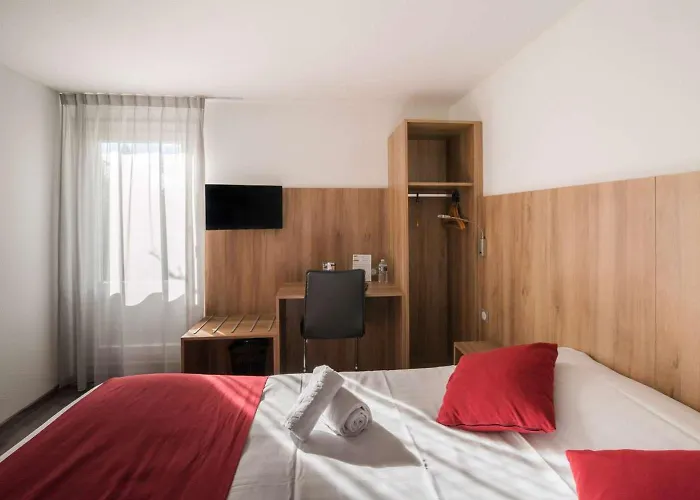 Brit Hotel Plaisance A9/A61 Narbona, Francia