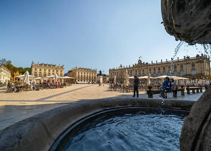 L'Hotel Particulier - Appartements D'Hotes Nancy, France