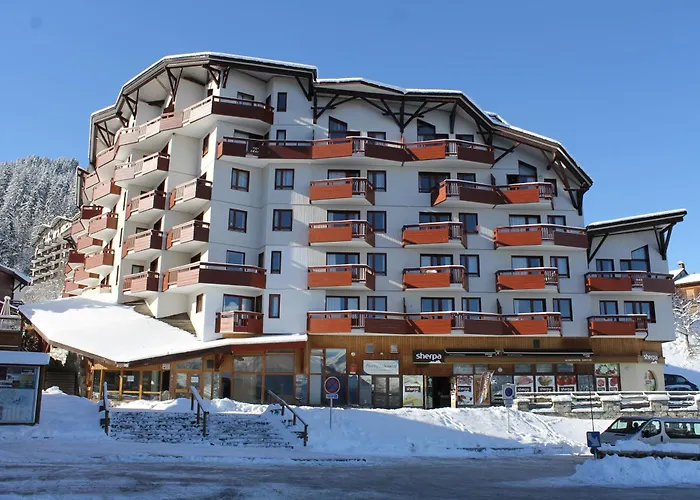 Residence Britania Cles Blanches La Tania, France