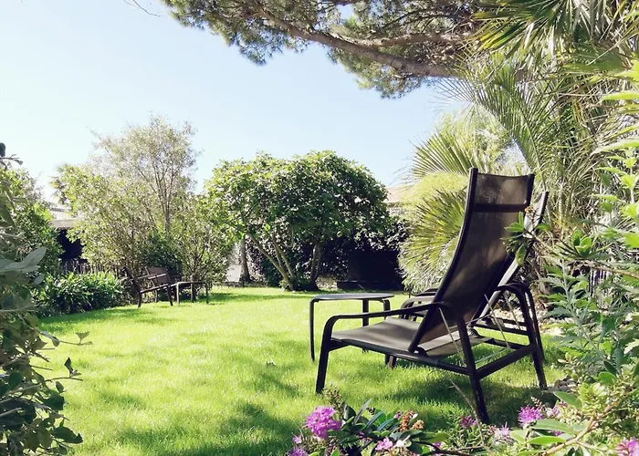 Le Clos Saint-Martin Hotel & Spa, Frankreich