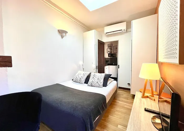 La Tour Croix Baragnon Aparthotel Toulouse, France