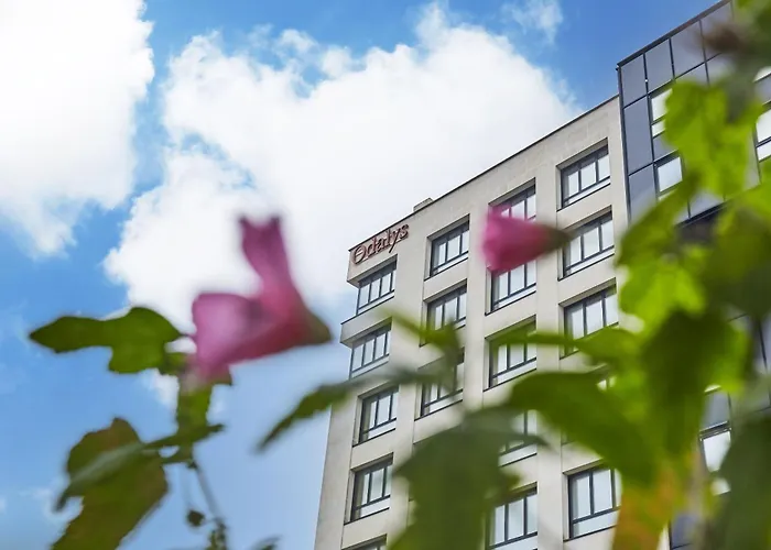 Appart'Hotel Odalys City Campus - Paris Rueil Malmaison