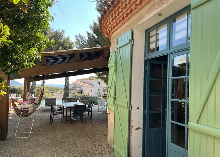 Cassis Hostel, France