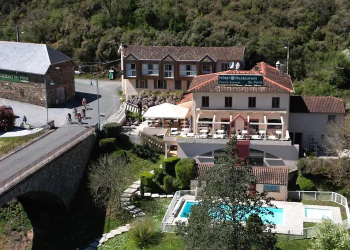 Logis Hotel Restaurant Du Pont Ambialet, France