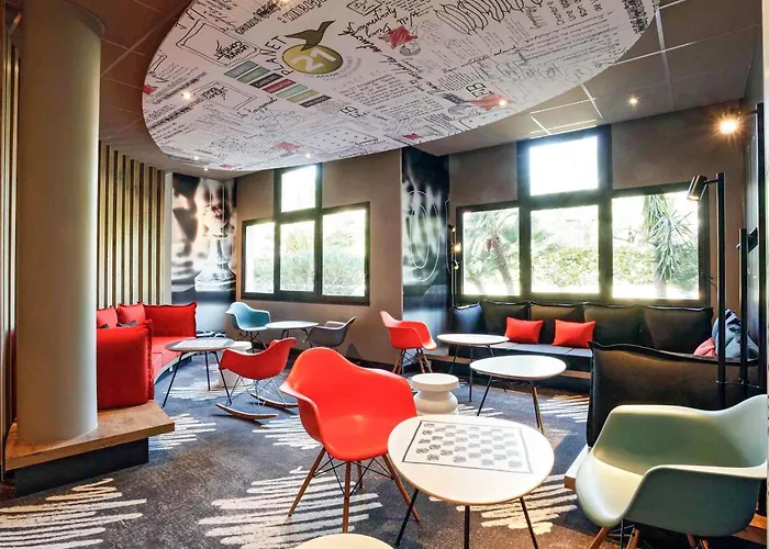 Ibis Centre