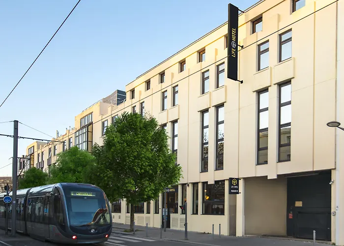 Hotel Life Bordeaux Gare - Bg, France