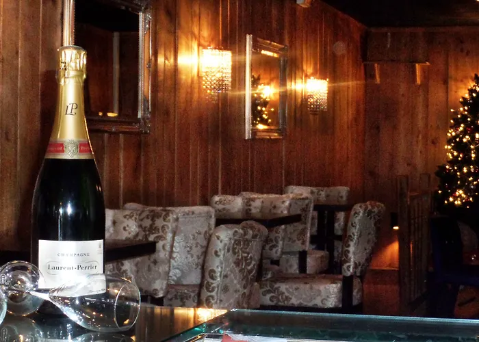 Madame Vacances - Hotel Courchevel Olympic, France