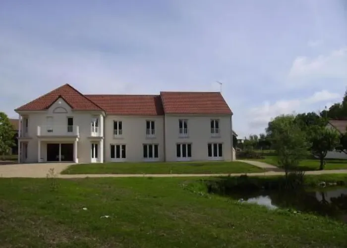 L'Oree Des Chateaux Bracieux, France