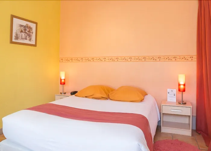 Hotel Caravelle Contact Hotel