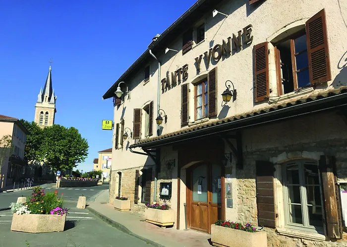 Logis Hotel Tante Yvonne & Son Restaurant Semi-Gastronomique - Lyon Nord Quincieux, Frankrijk