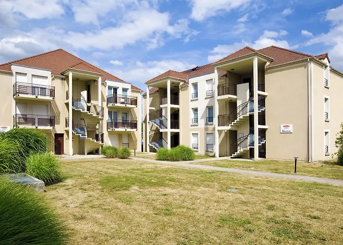 Zenitude Hotel Residences Roissy Village