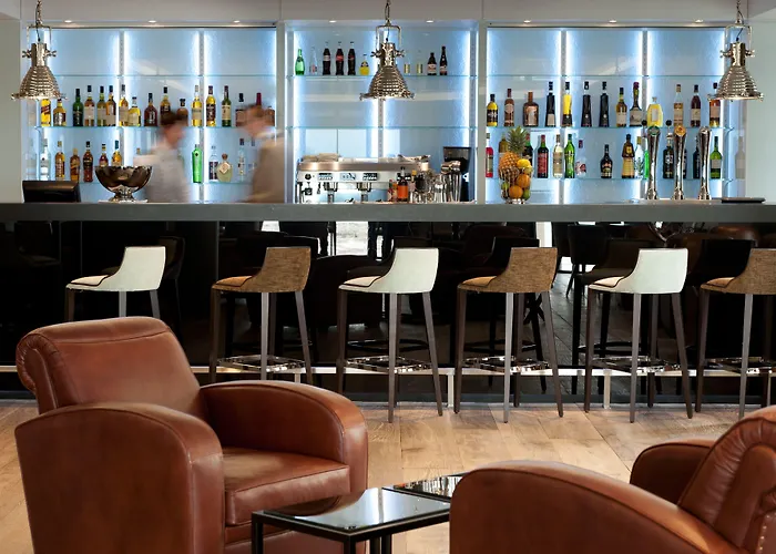 Hotel Le Nouveau Monde Saint-Malo, France