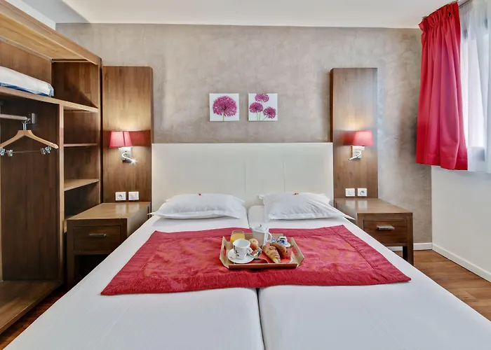 Hotel Restaurant Paris Pacific Paris-Villejuif- Pres Du Metro L'Hay Les Roses Ligne 14 - Direct Paris-Aeroport Orly Et Institut Gustave Roussy, França