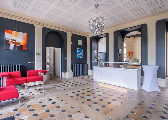Chateau De Briancon, The Originals Relais Baune, Frankrijk