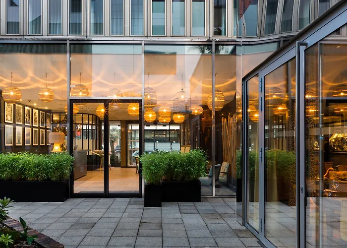 Hotel L'Arbre Voyageur Lille, França