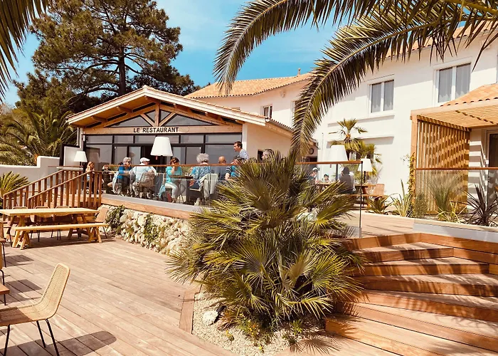 Hotel L'Albatros Saint-Trojan-les-Bains, France