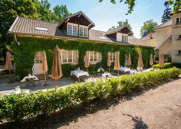 Chateau Des Ayes - Chambres & Suites