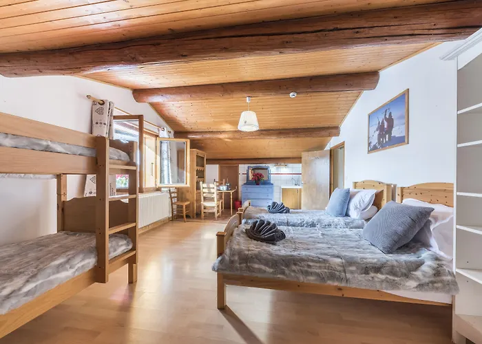 Chalet Bluebell