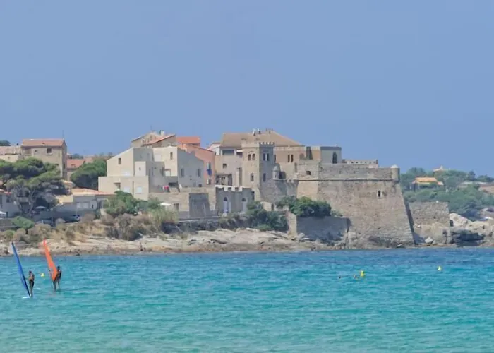 Le Camping De La Plage Aregno, Francia