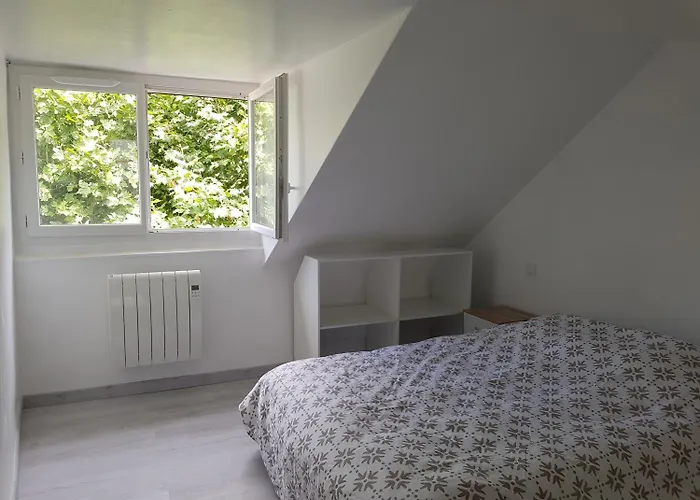 Lourdes Guest House, France