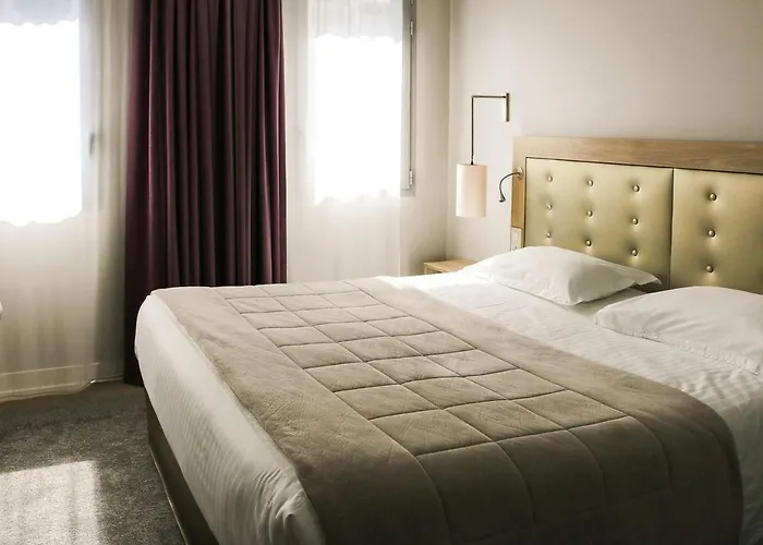 Hotel Anne De Bretagne