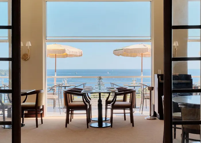 Hotel Le Provencal - Renove En 2025 - Bord De Mer Hyères, Frankreich