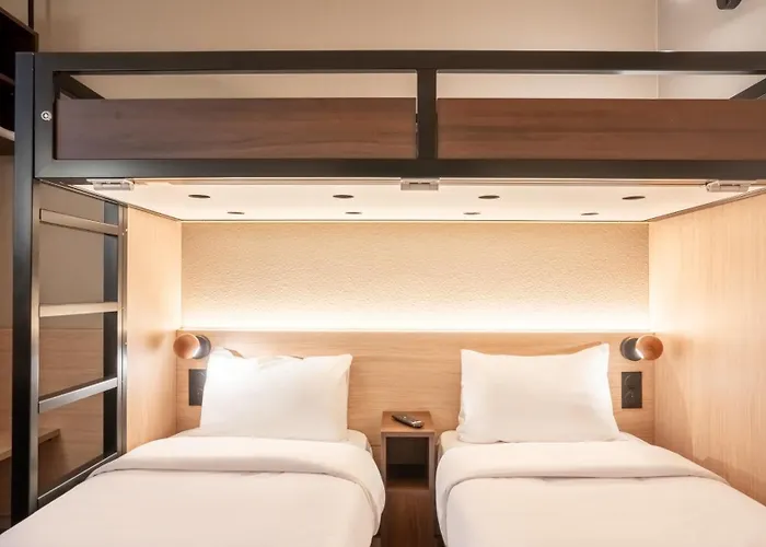 Kyriad Eco - Suresnes - La Defense, Francie