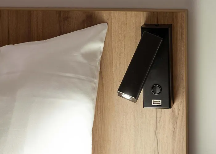 B&B Hotel Velizy Est
