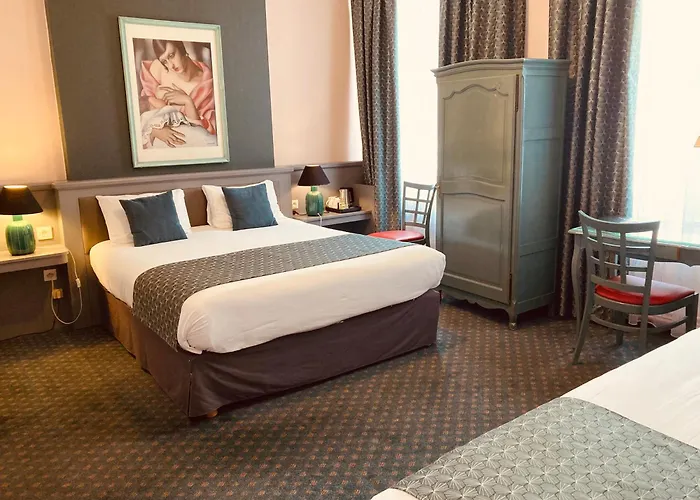 Hotel De La Paix Lille, France