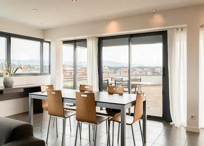 The Originals Residence Appart Hotel Hevea Valence, Prancis