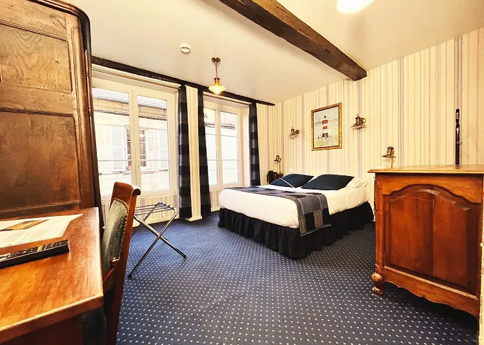 Hotel De La Poste Langres, France